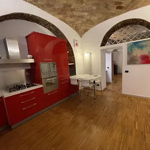 Heart Of San Lorenzo - La Apartment Rom